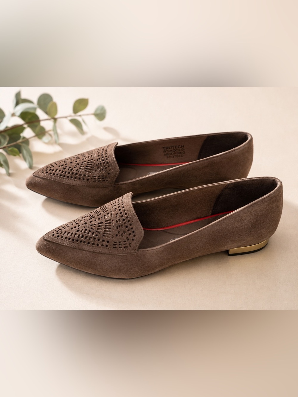 Rockport Women’s Size 8 Brown Suede/Leather Laser Cut Flats truTECH